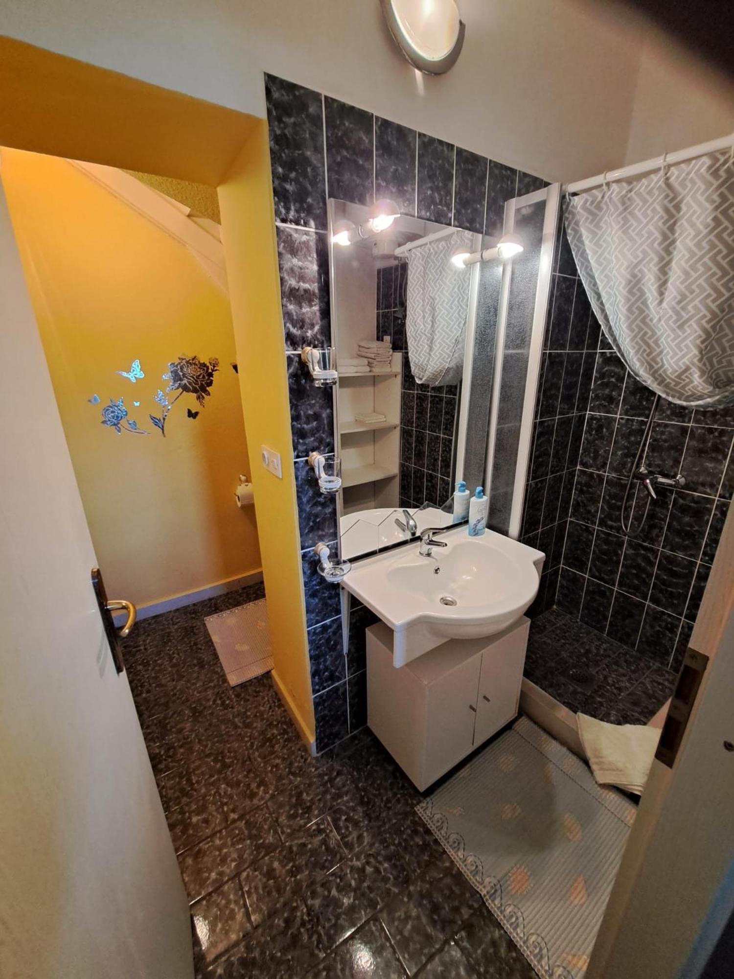 Apartmani Dusica Lumbarda Luaran gambar