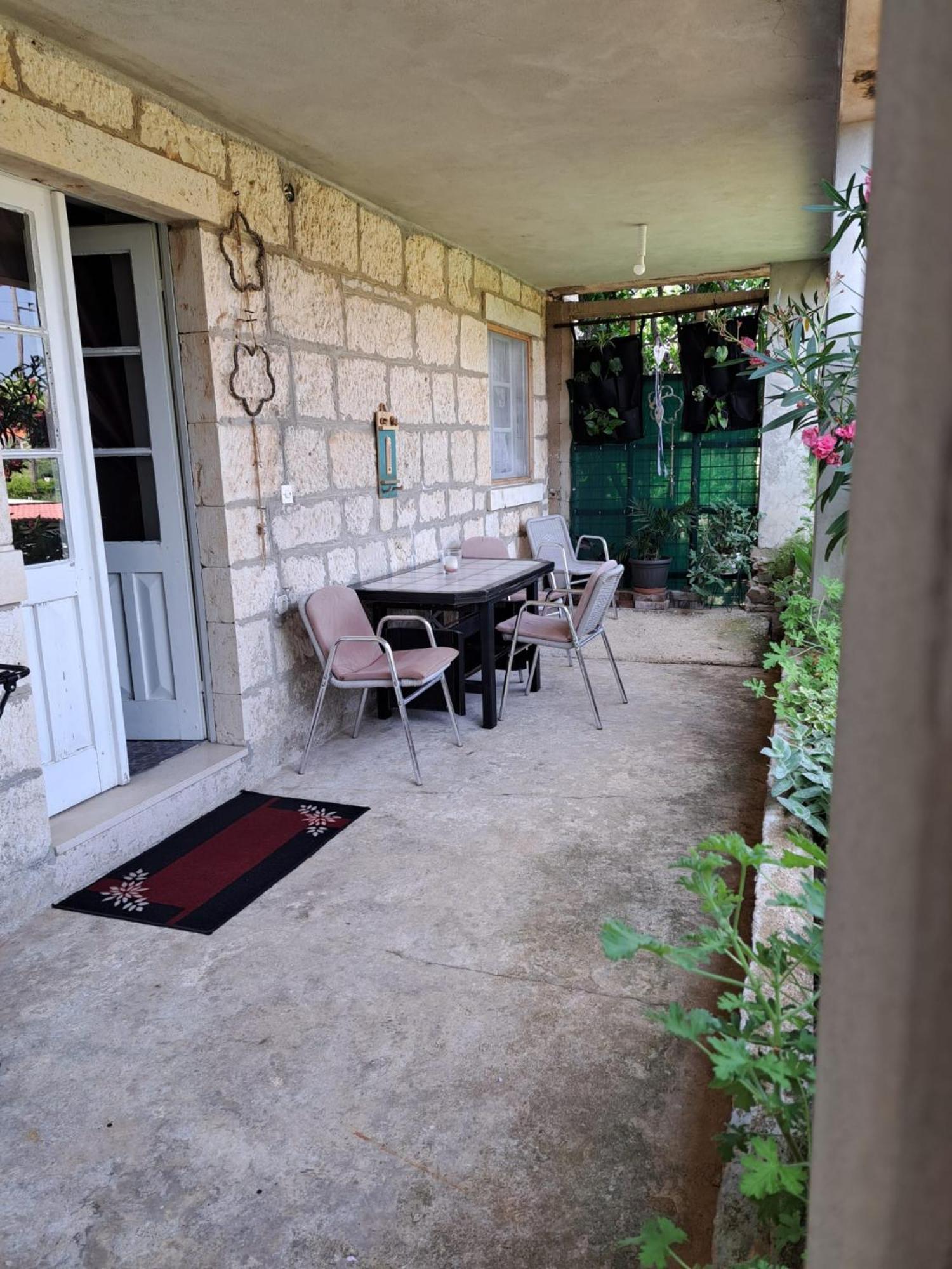 Apartmani Dusica Lumbarda Luaran gambar